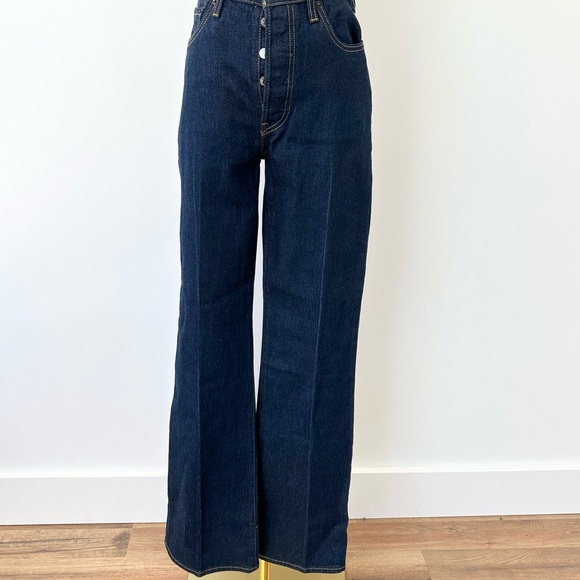Levi’s Ribcage High Rise Bootcut Jeans - Picture 7 of 16